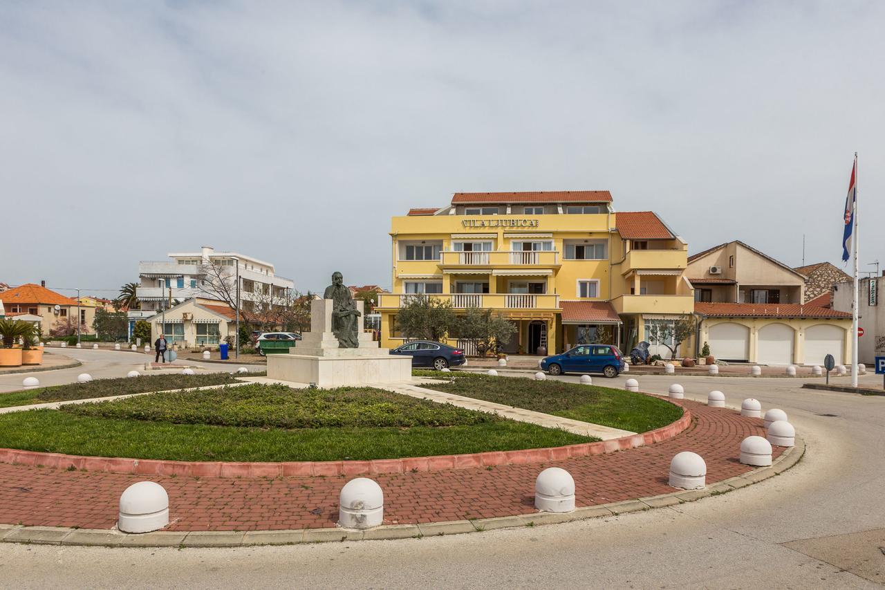 Villa Ljubica ปาโกชตาเน ภายนอก รูปภาพ